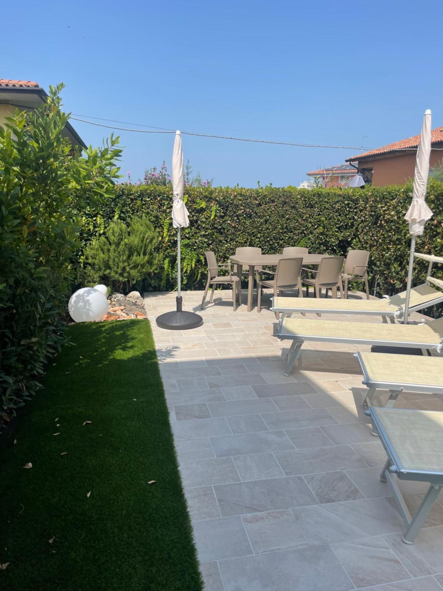 Appartamenti Hera Lazise Exterior foto